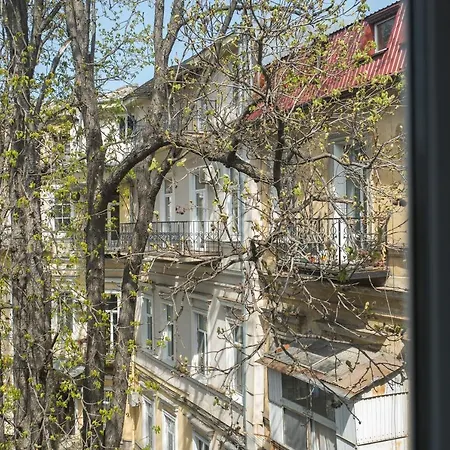 Lägenhet White Door Odessa