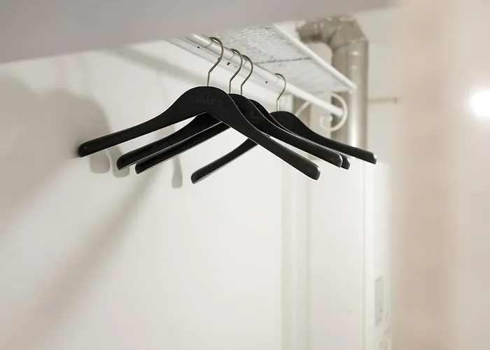 White Door Апартаменты *