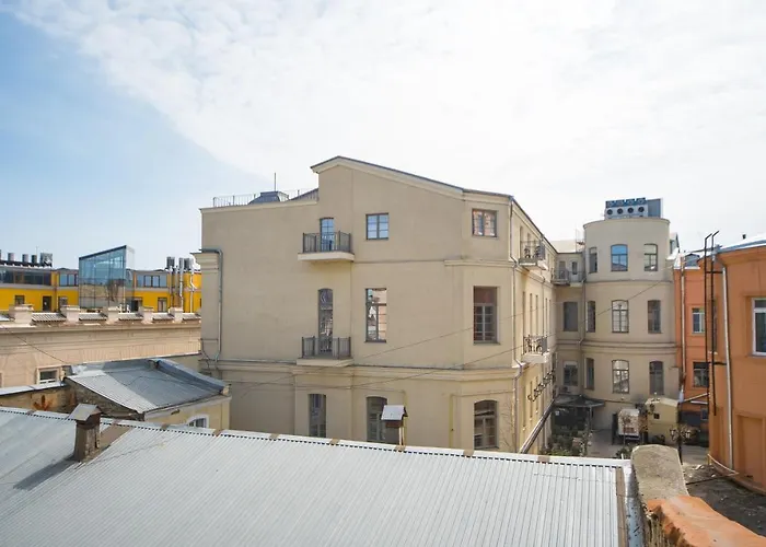 White Door Апартаменты