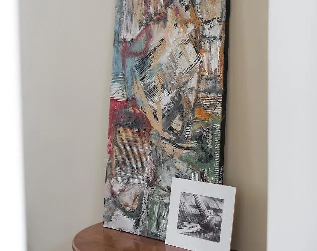 Апартаменты White Door *